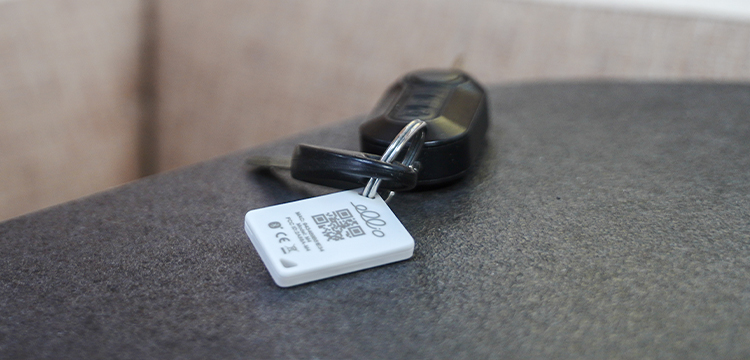 ellioS Schlüsselanhänger mit praktischer Key-Funktion ellioS Schlüsselanhänger mit praktischer Key-Funktion